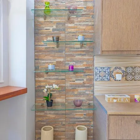 Апартаменты 4. Sea View Luxury For 4 In Rhodes Centre! *