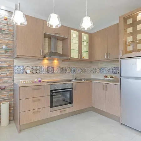 4. Sea View Luxury For 4 In Rhodes Centre! Rhodes City